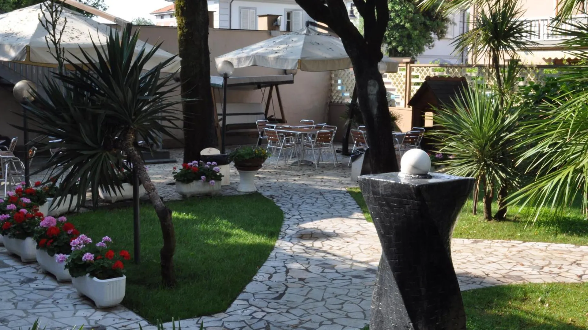 מרינה די מסה Hotel Roma מרינה די מסה