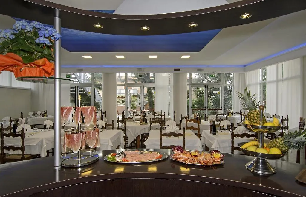 מרינה די מסה Hotel Roma מרינה די מסה